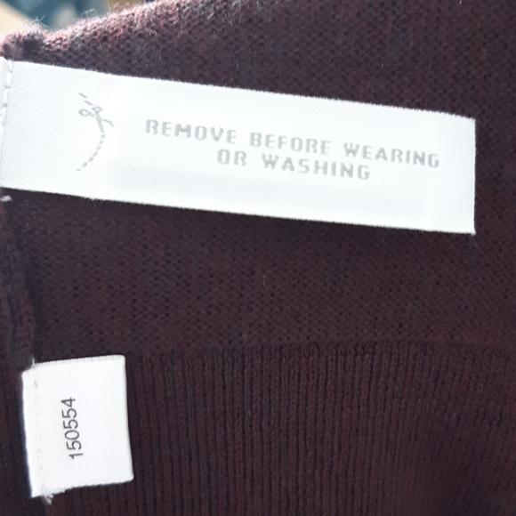 Dark burgundy merino wool vest - Picture 4 of 6